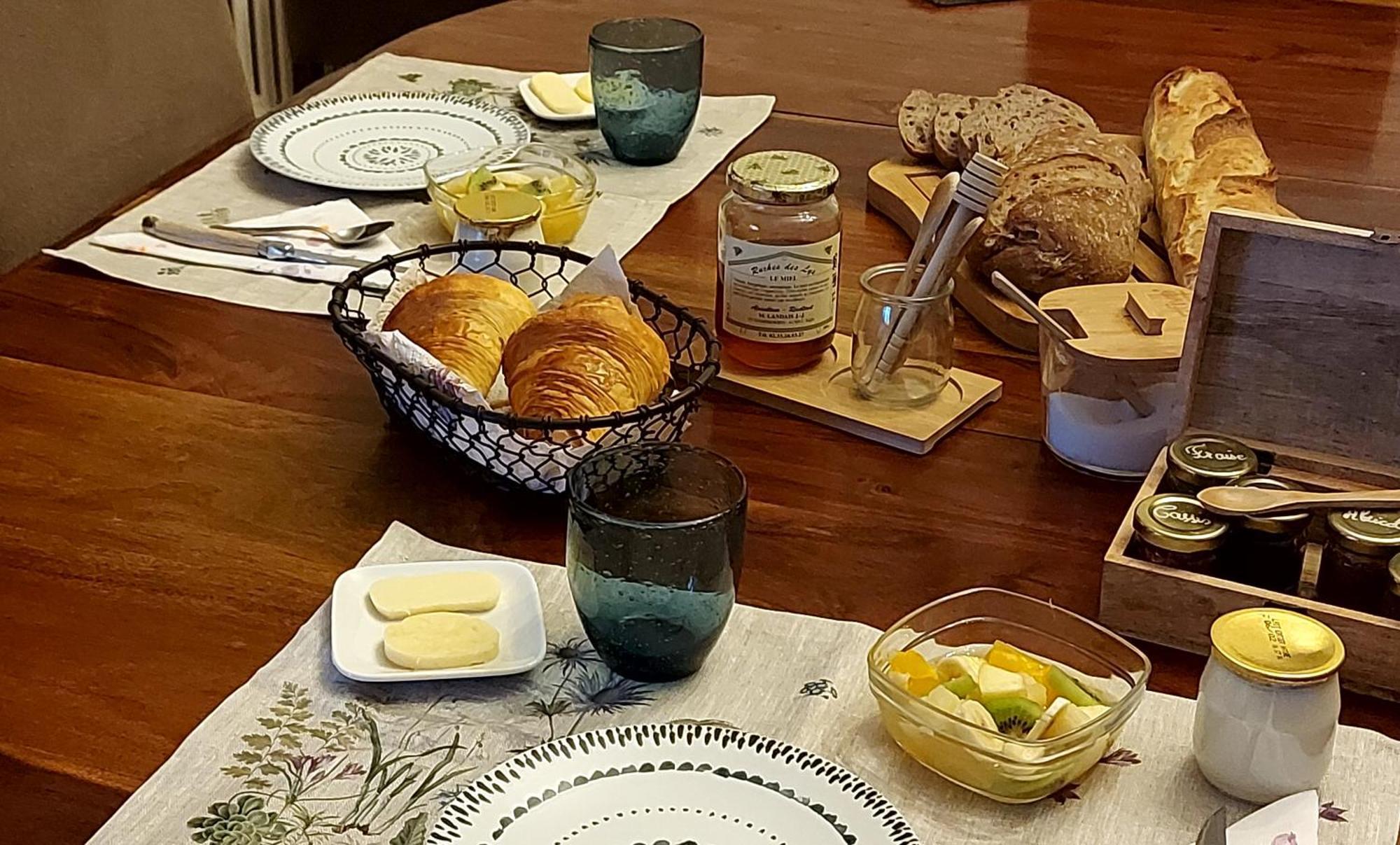 Maella Bed & Breakfast